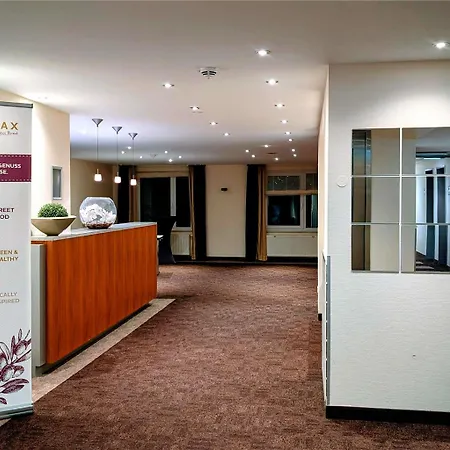 فندق مركيور آم راتهاوس 3*