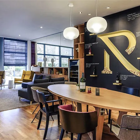 Mercure Am Rathaus 3*