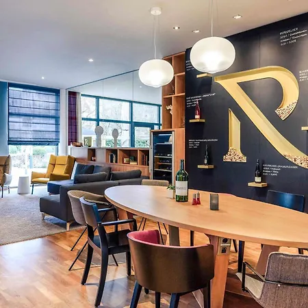 Mercure Am Rathaus 3*