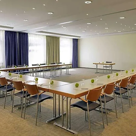 Hotel Mercure Am Rathaus 3*