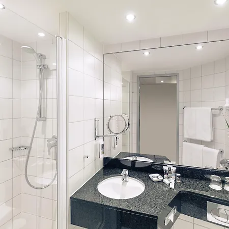 Mercure Am Rathaus 3*
