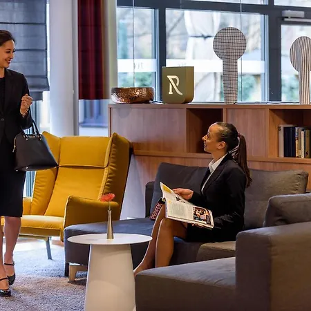 Mercure Am Rathaus Hotel 3*