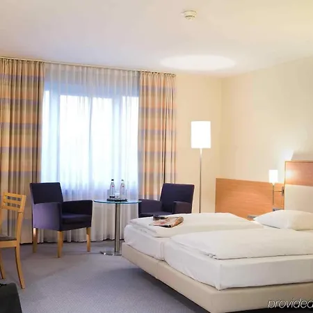 مركيور آم راتهاوس 3*