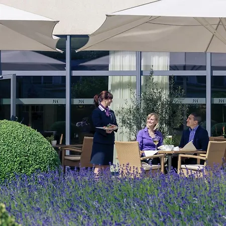 Mercure Am Rathaus מלון 3*