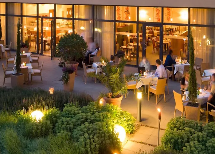 Hotel Mercure Am Rathaus 3*