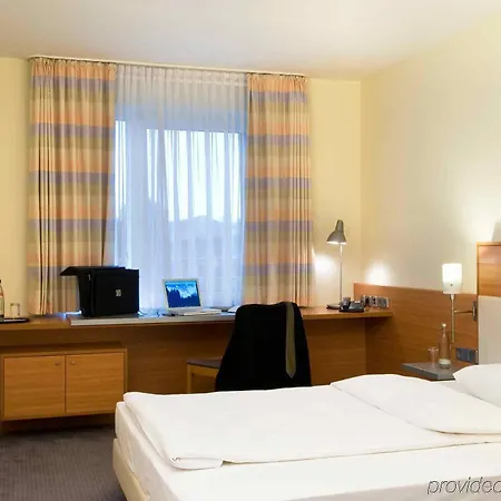 Mercure Am Rathaus Szálloda 3*